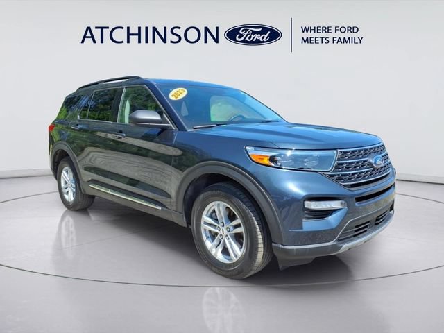 Certified 2023 Ford Explorer XLT w/ Equipment Group 202A AWD/4WD image 3