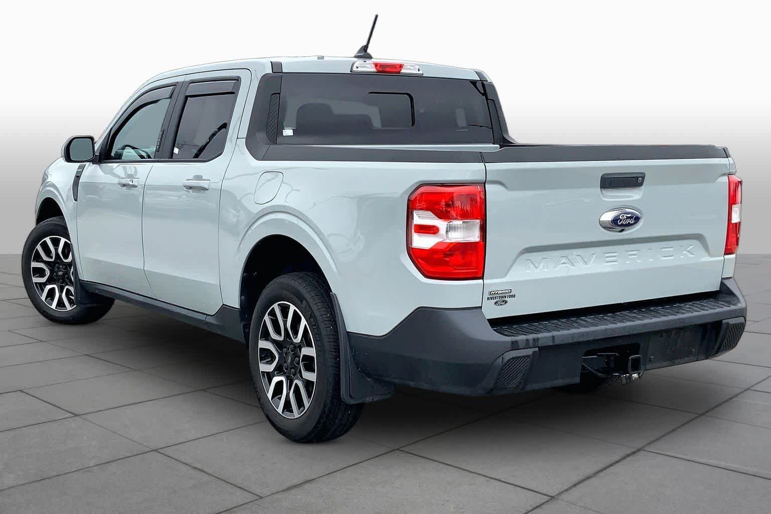 Certified 2023 Ford Maverick Lariat FWD image 11