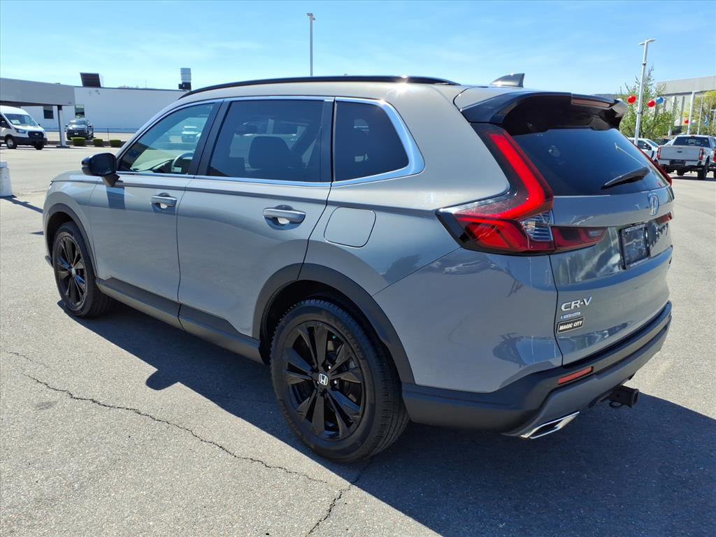 Used 2024 Honda CR-V Sport Touring image 3