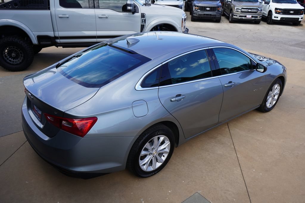 Used 2025 Chevrolet Malibu LT FWD image 14