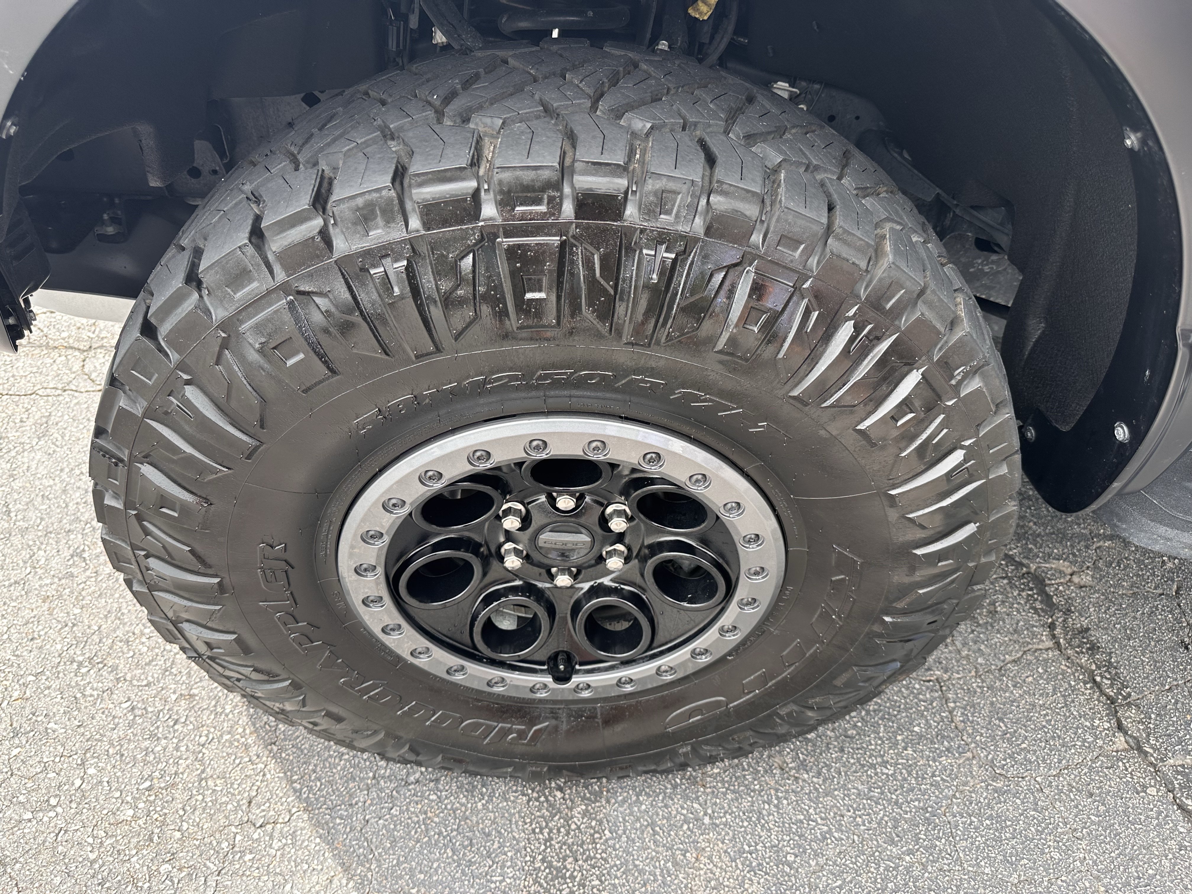 Certified 2025 Ford F150 Raptor AWD/4WD image 32