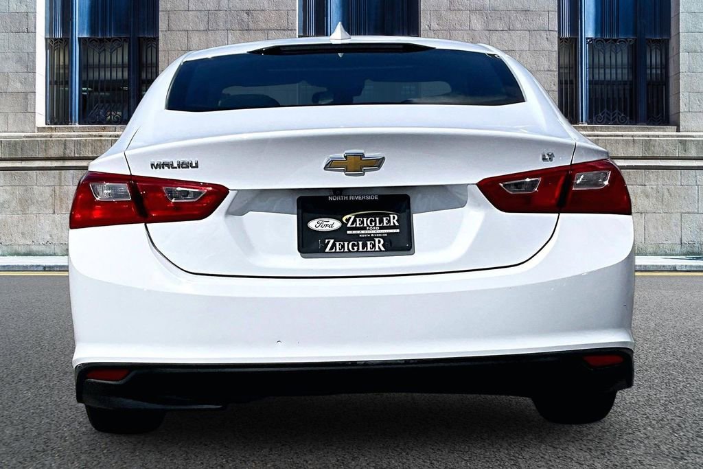 Used 2023 Chevrolet Malibu LT image 4