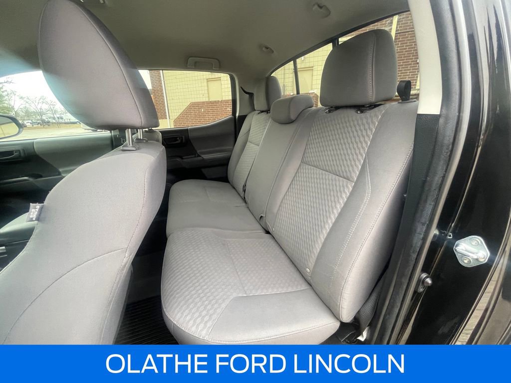 Used 2022 Toyota Tacoma SR image 21