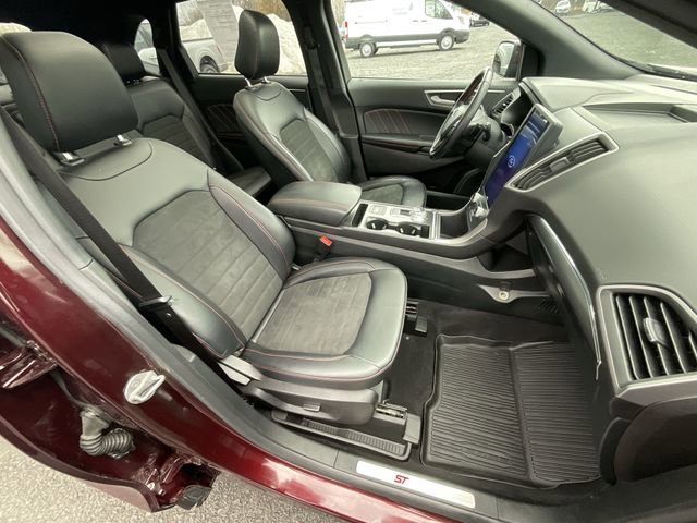Certified 2022 Ford Edge ST-Line w/ Class II Trailer Tow Package image 24