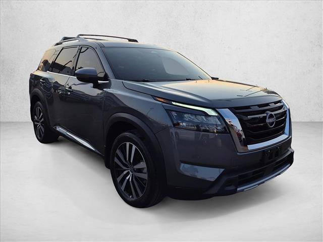 Used 2025 Nissan Pathfinder Platinum AWD/4WD video 3