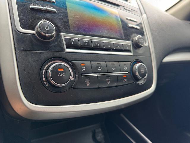 Used 2017 Nissan Altima 2.5 SR FWD image 21