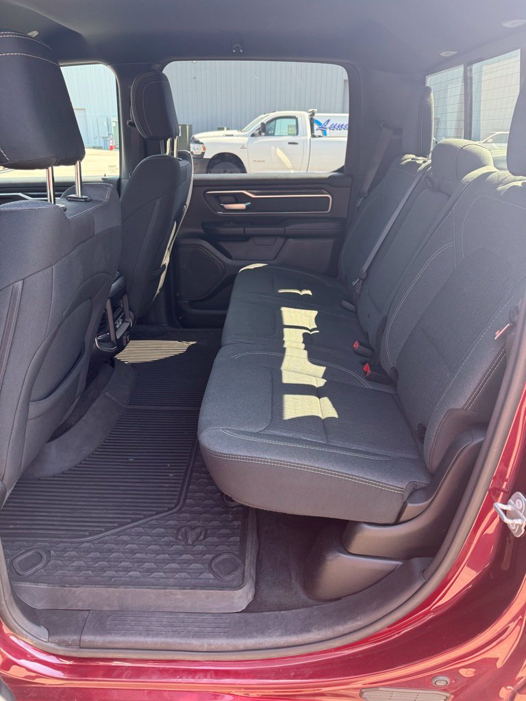 Used 2021 RAM 1500 Big Horn AWD/4WD image 7