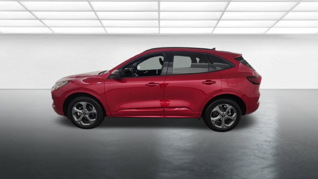 Certified 2024 Ford Escape ST-Line w/ Tech Pack #1 AWD/4WD image 5