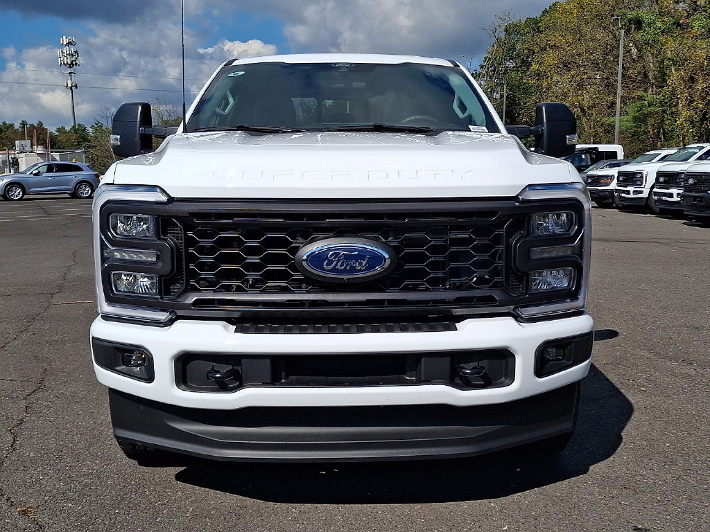 Certified 2025 Ford F250 XL w/ STX Appearance Package AWD/4WD image 5