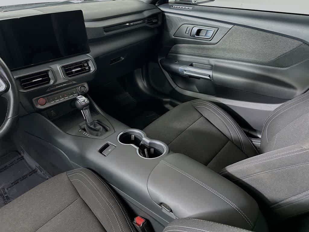 Certified 2024 Ford Mustang Coupe RWD image 11
