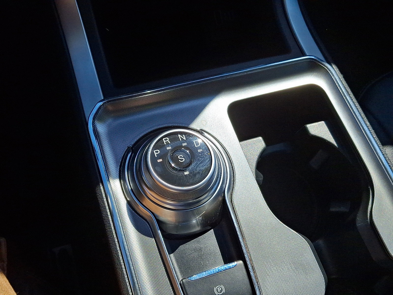 Certified 2022 Ford Edge SEL w/ Convenience Package image 14