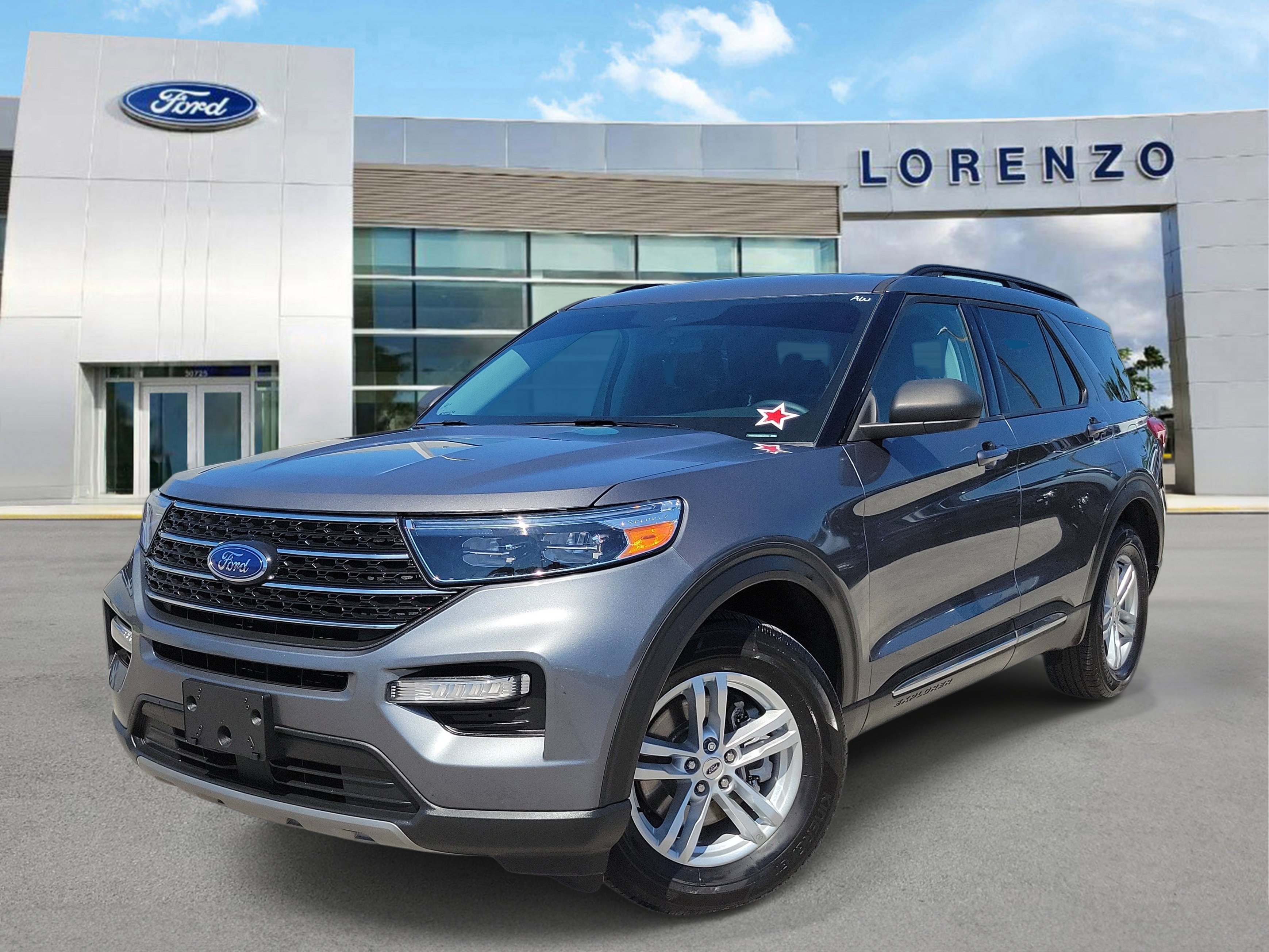 Certified 2024 Ford Explorer XLT w/ Equipment Group 202A RWD image 1