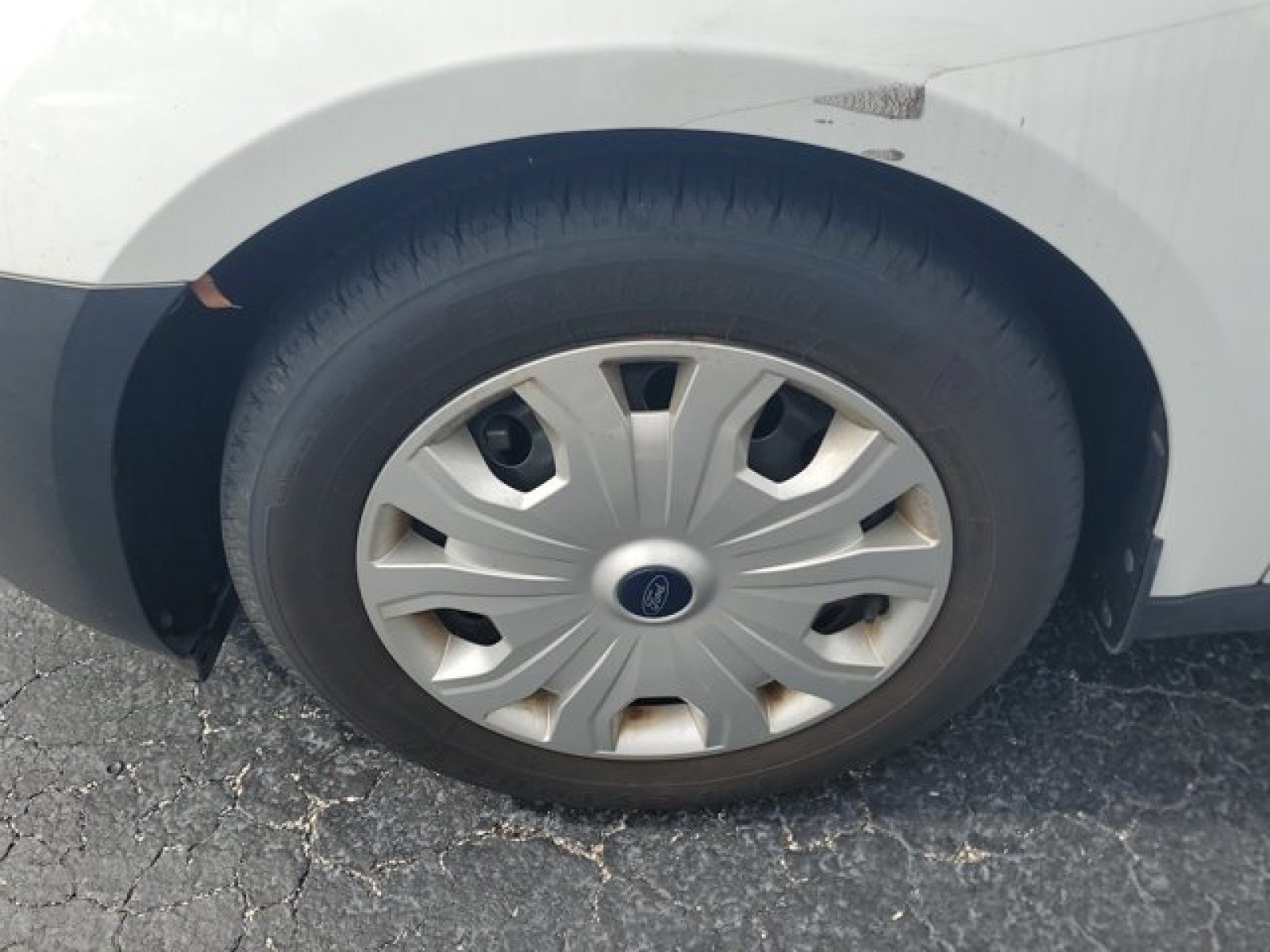 Certified 2021 Ford Transit Connect XL FWD image 4