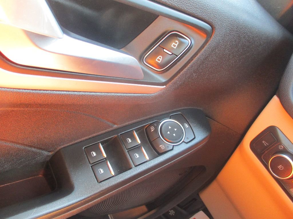 Certified 2022 Ford Escape SEL image 17