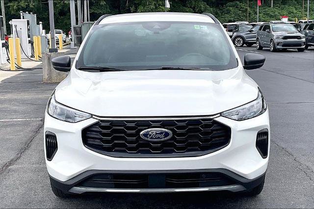 Certified 2025 Ford Escape ST-Line w/ Equipment Group 301A FWD image 3
