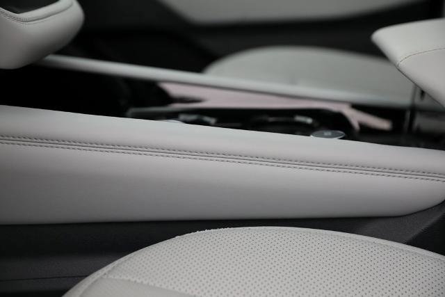 Certified 2025 Ford Explorer Platinum w/ LUX Leather Package image 27