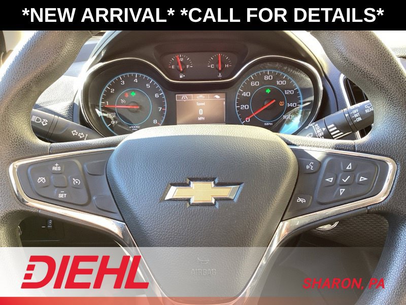 Used 2018 Chevrolet Cruze LT w/ Convenience Package FWD image 31
