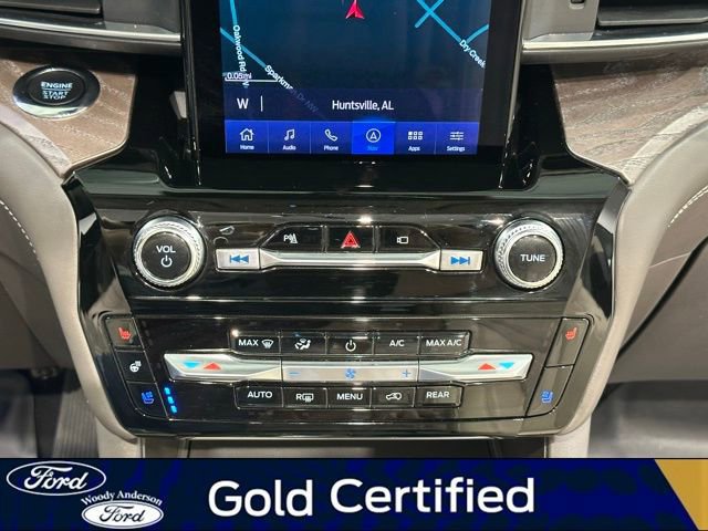 Certified 2022 Ford Explorer Platinum w/ Equipment Group 601A image 17
