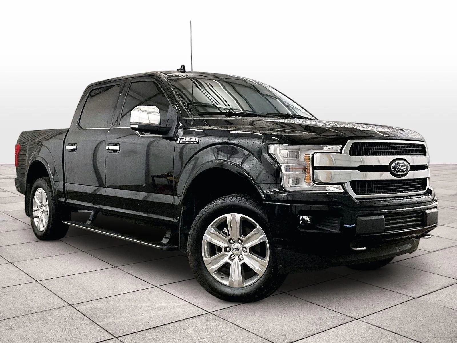 Certified 2019 Ford F150 Platinum w/ Equipment Group 701A Luxury image 2