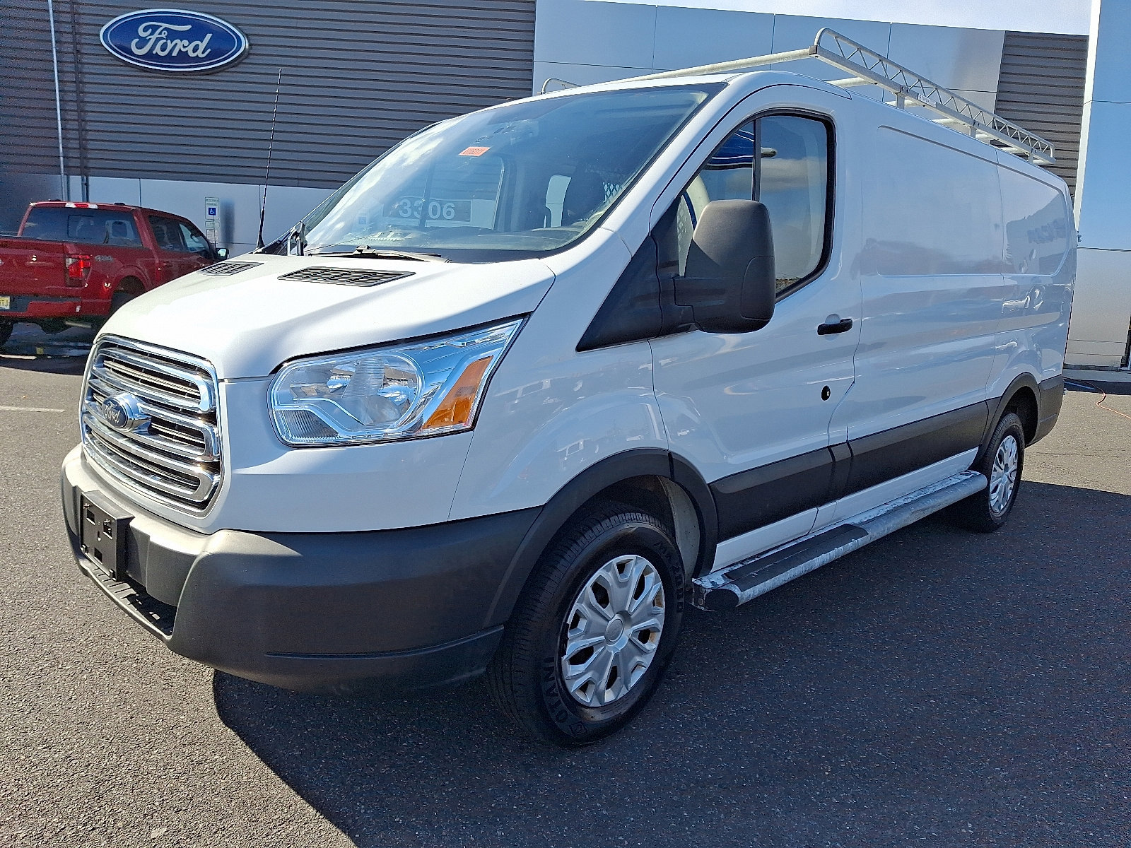 Certified 2018 Ford Transit 250 130 Low Roof w/ Exterior Upgrade Package image 11