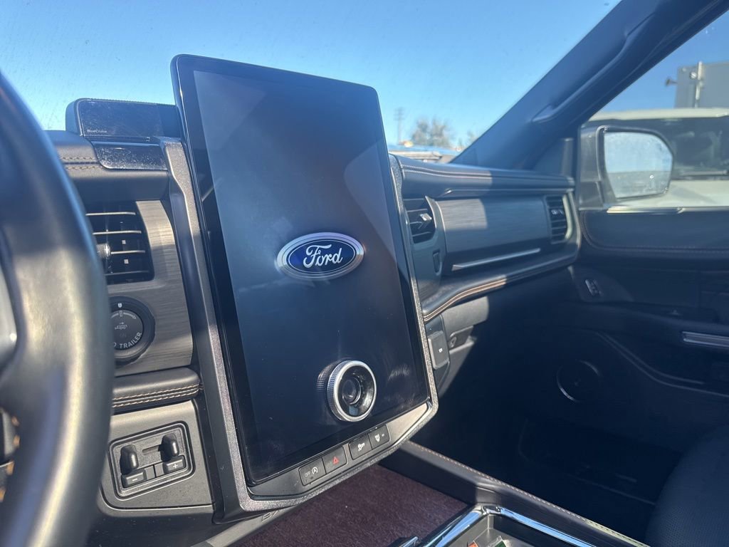 Certified 2023 Ford Expedition Max Platinum image 9