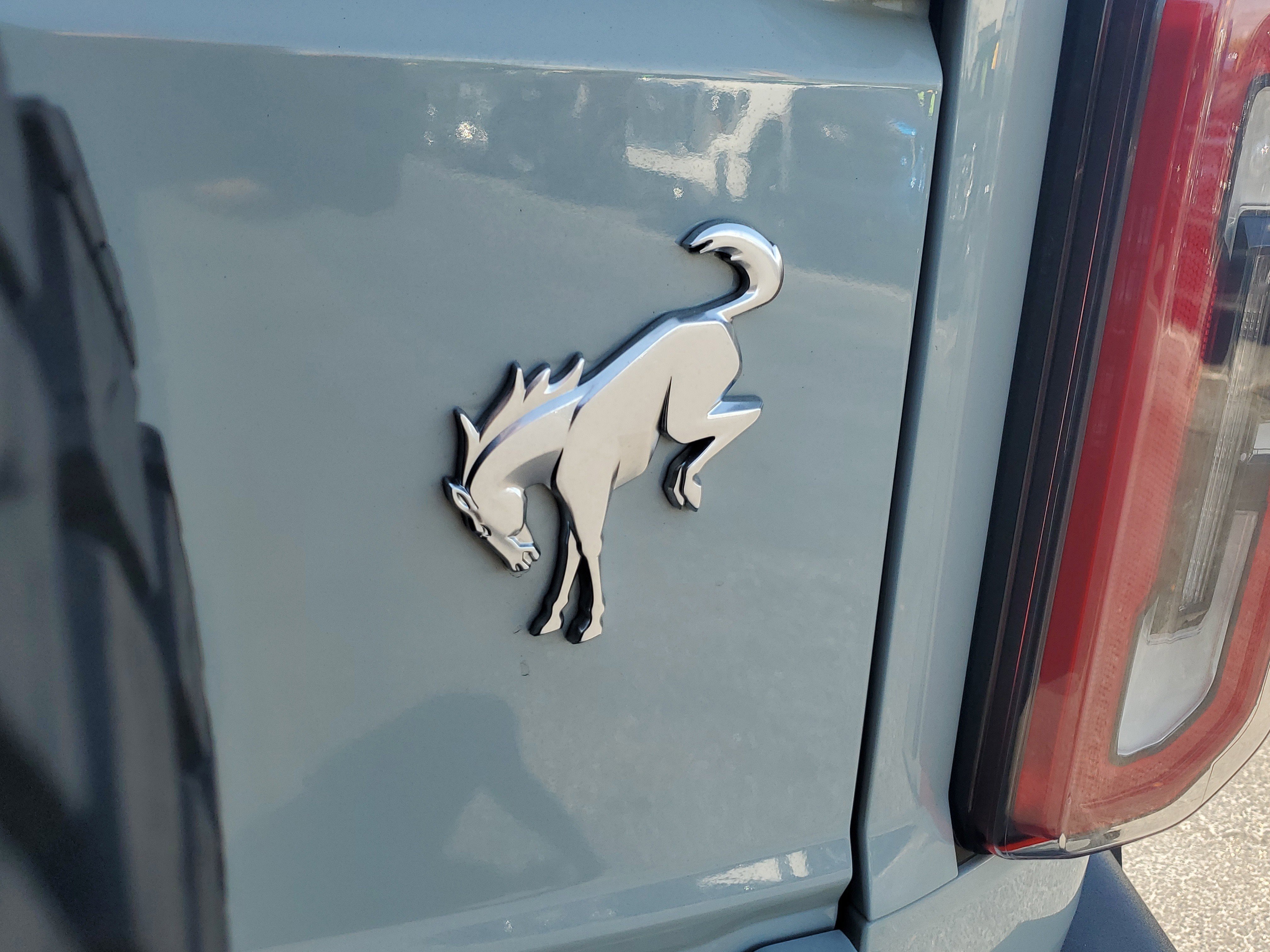 Certified 2023 Ford Bronco Outer Banks w/ Sasquatch Package image 9