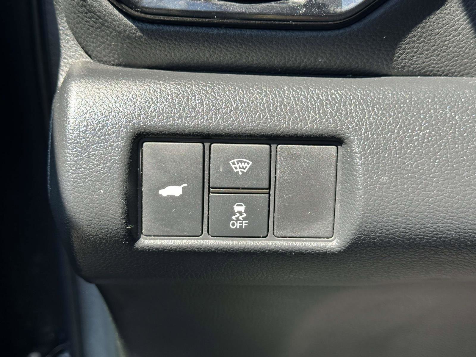 Used 2025 Honda Pilot Black Edition image 33