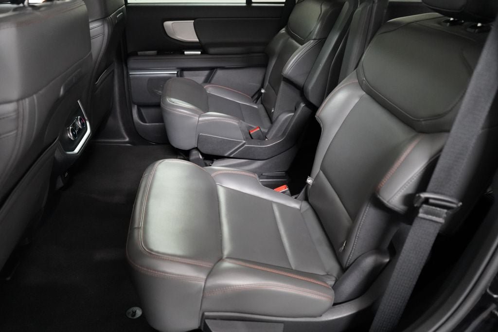 Certified 2025 Ford Expedition Active AWD/4WD image 20