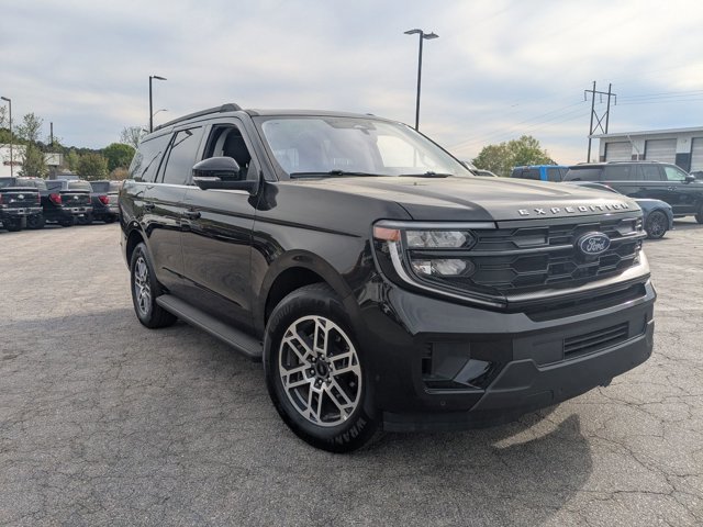 Certified 2025 Ford Expedition Active image 8