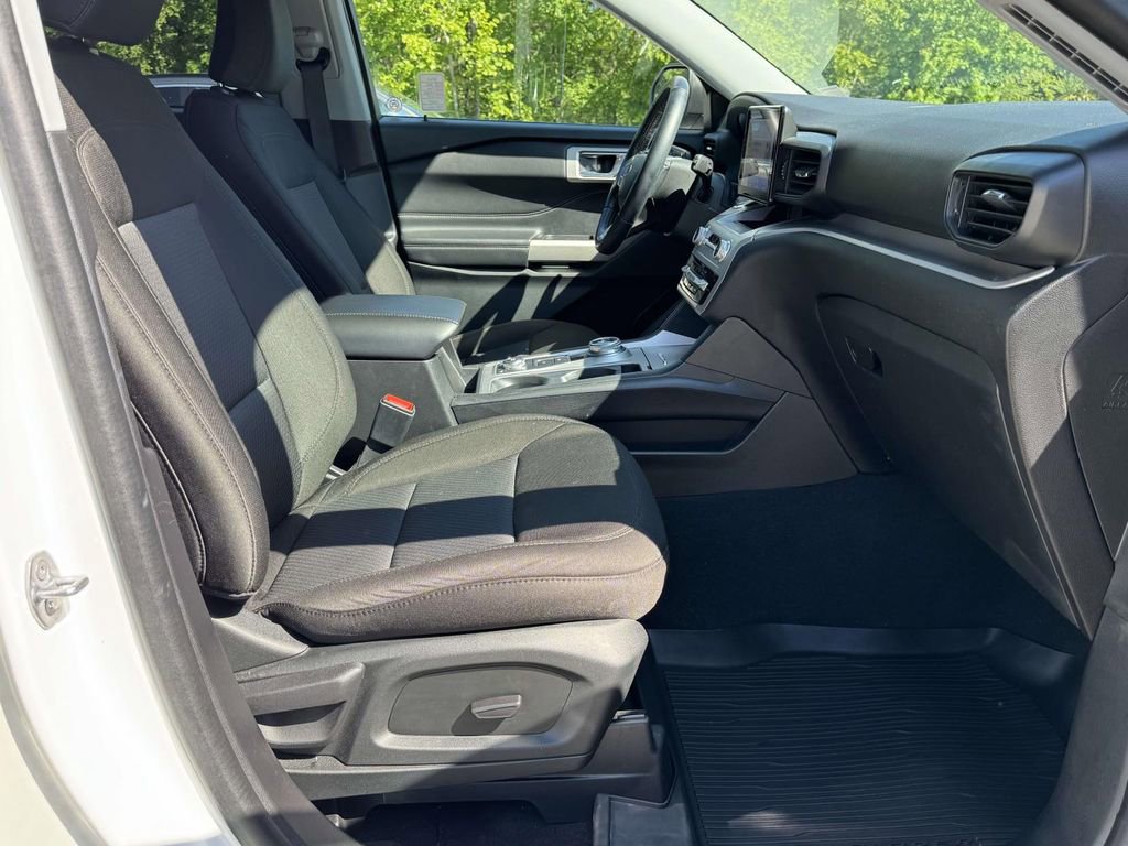 Certified 2022 Ford Explorer XLT AWD/4WD image 13