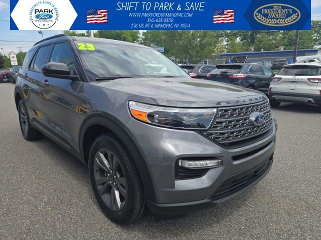 Certified 2023 Ford Explorer XLT w/ Equipment Group 202A AWD/4WD image 1
