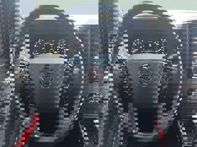 Used 2024 Nissan Frontier PRO-4X w/ Off-Road Protection Package image 16