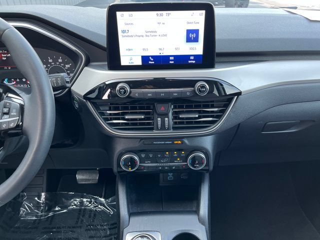 Certified 2022 Ford Escape SE w/ SE Sport Appearance Package AWD/4WD image 18