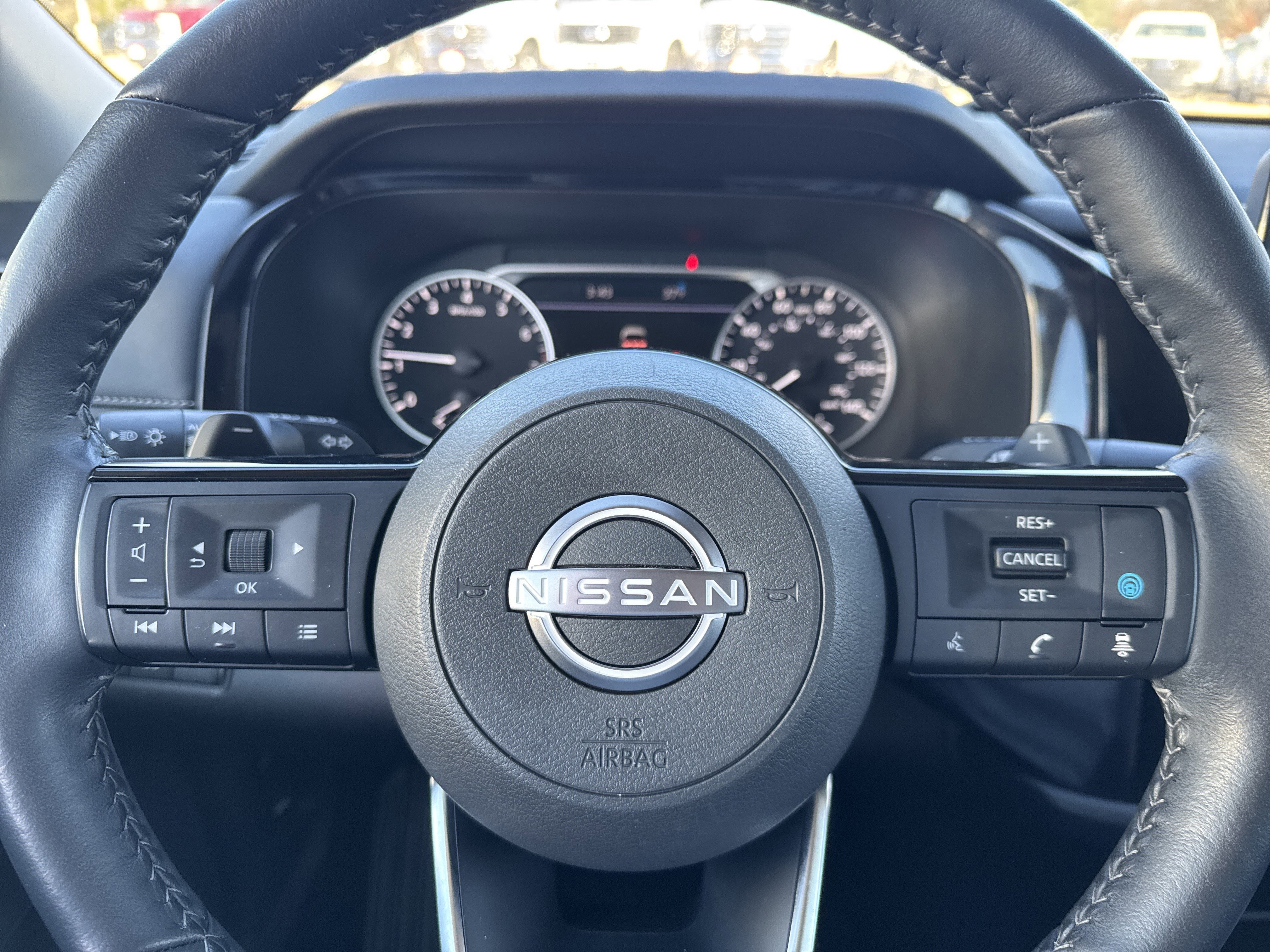 Used 2023 Nissan Pathfinder SL image 15