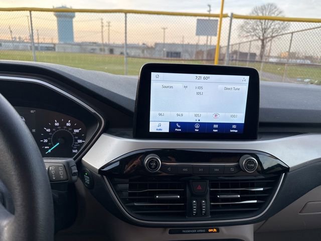 Certified 2020 Ford Escape SE image 10