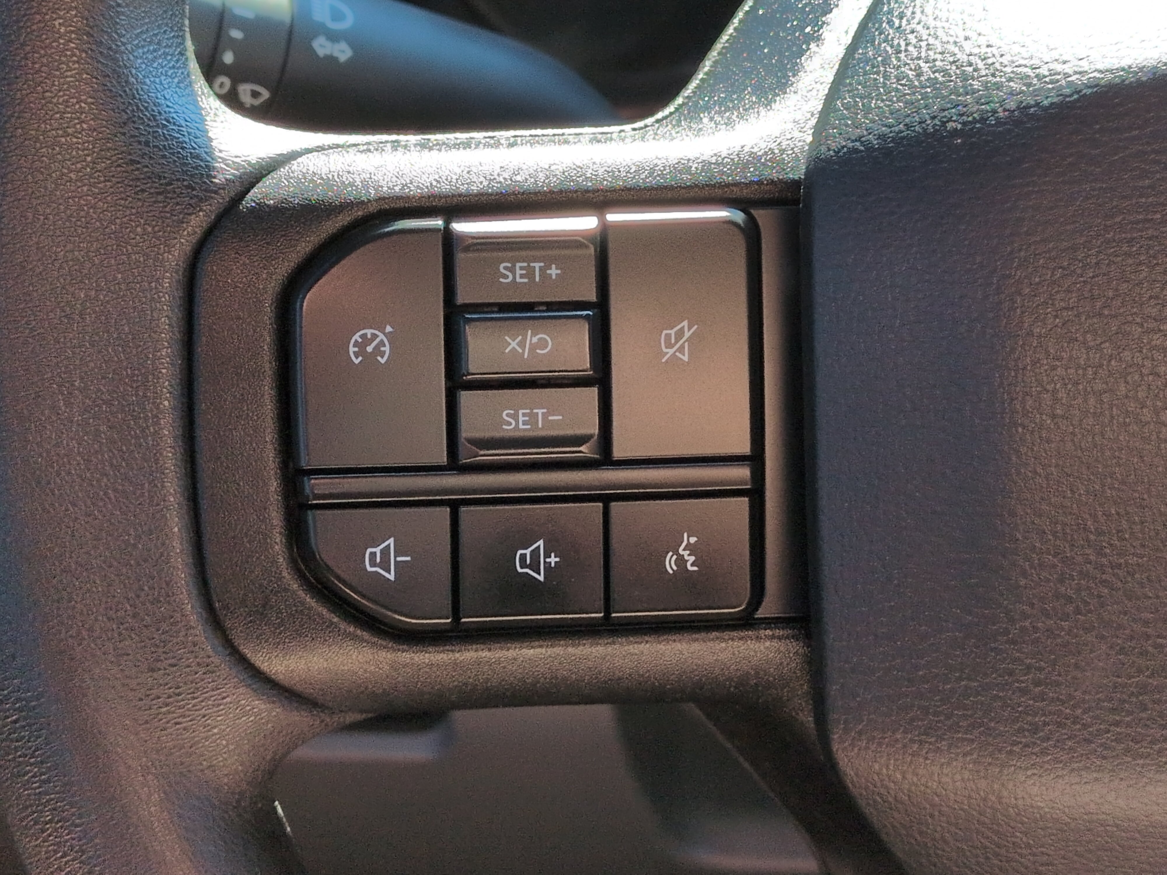 Certified 2023 Ford F350 XL AWD/4WD image 22