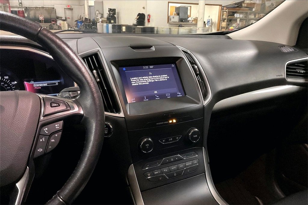 Certified 2019 Ford Edge SEL w/ Equipment Group 201A image 6