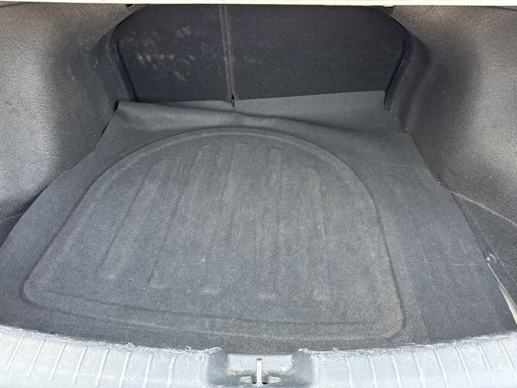 Used 2024 Kia Forte LXS image 9