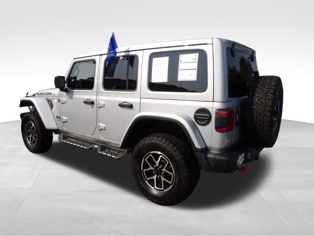 Used 2024 Jeep Wrangler Unlimited Rubicon AWD/4WD image 6