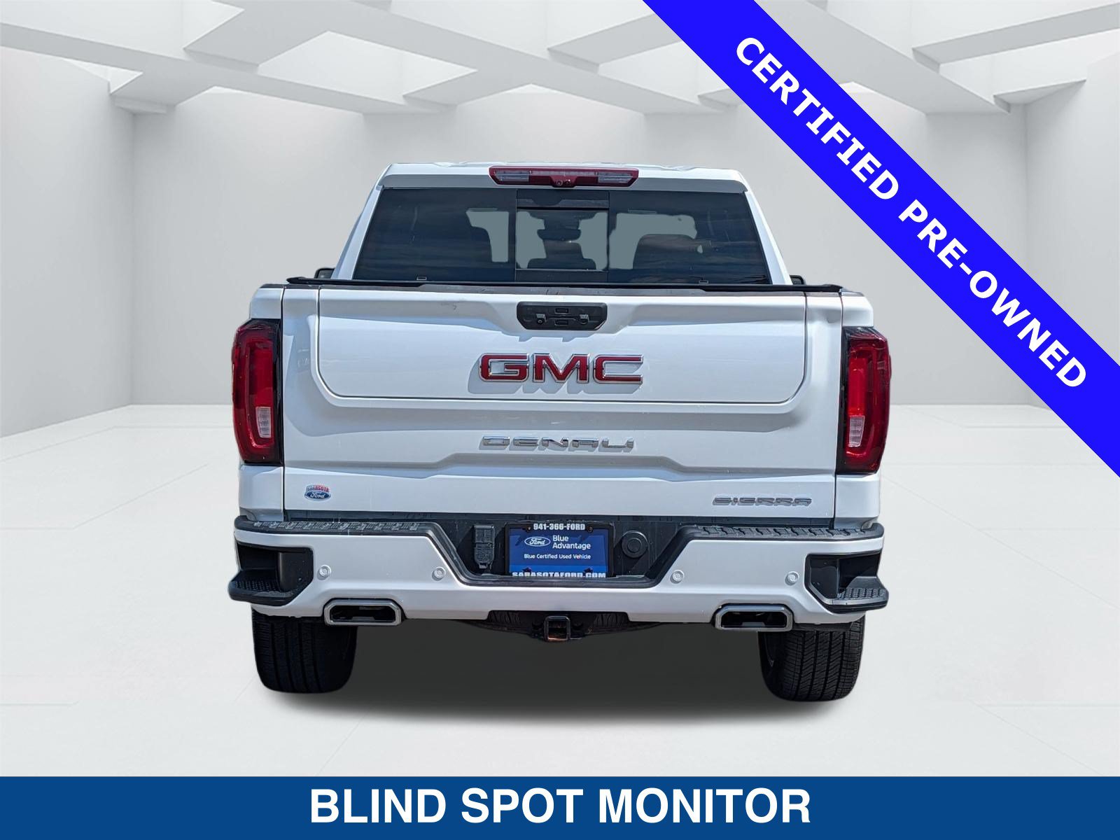 Used 2024 GMC Sierra 1500 Denali w/ Denali Reserve Package AWD/4WD image 6