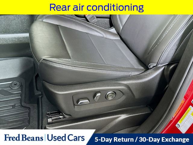 Used 2025 GMC Yukon Denali w/ Denali Reserve Package AWD/4WD image 25