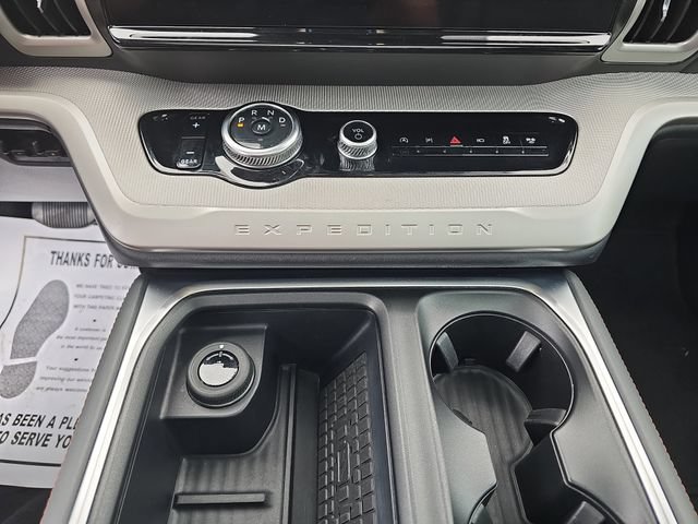 Certified 2025 Ford Expedition Max Active RWD image 32