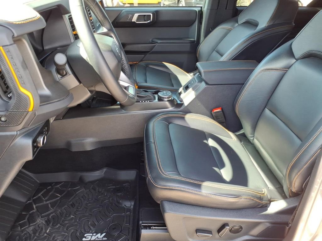 Certified 2024 Ford Bronco Badlands AWD/4WD image 18