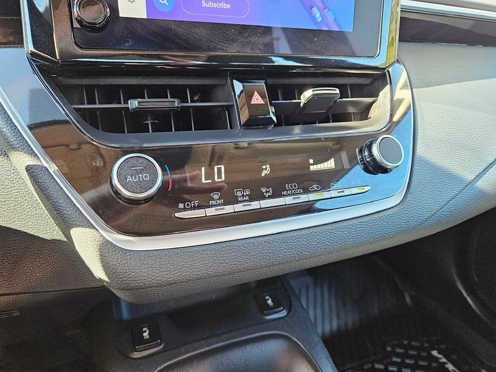 Used 2023 Toyota Corolla LE FWD image 25