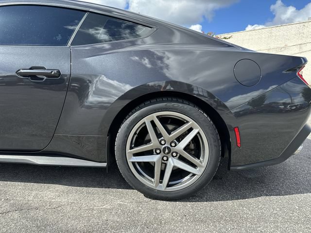 Certified 2024 Ford Mustang Coupe RWD image 10
