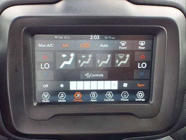 Used 2021 Jeep Renegade Latitude w/ Convenience Group AWD/4WD image 21