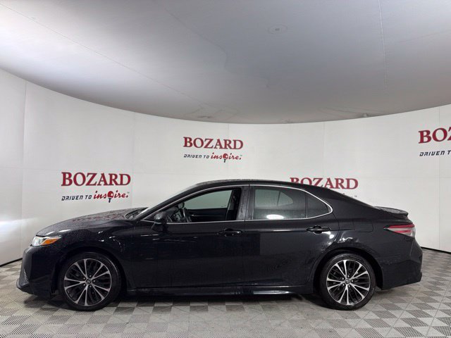 Used 2018 Toyota Camry SE FWD image 8