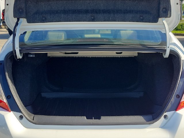 Used 2019 Honda Civic LX image 9