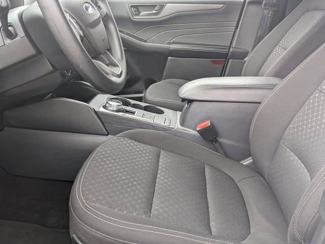 Certified 2025 Ford Escape Active AWD/4WD image 13