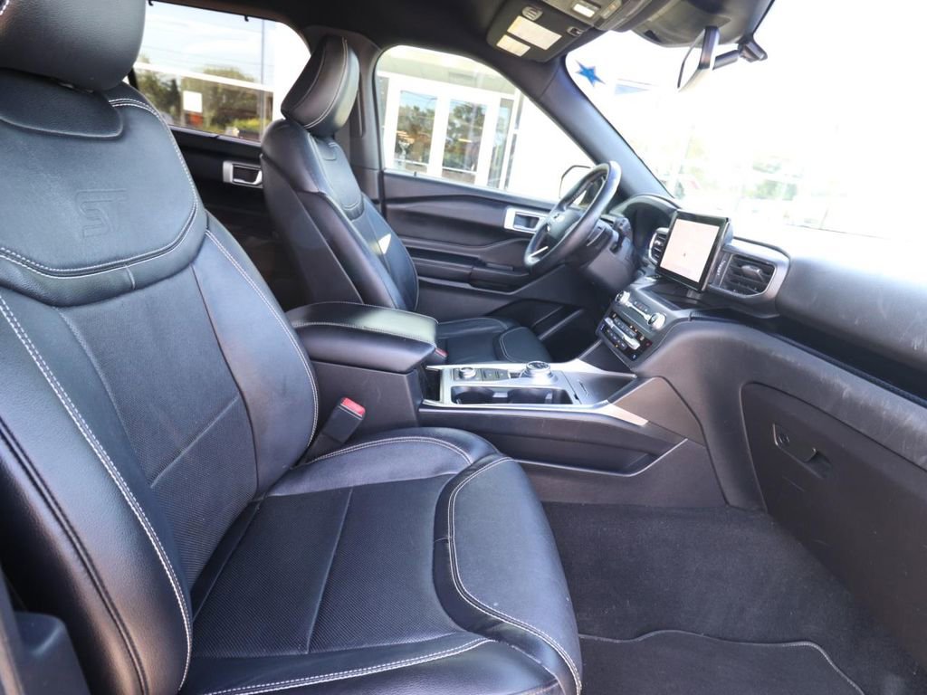 Certified 2020 Ford Explorer ST w/ ST Street Pack AWD/4WD image 24